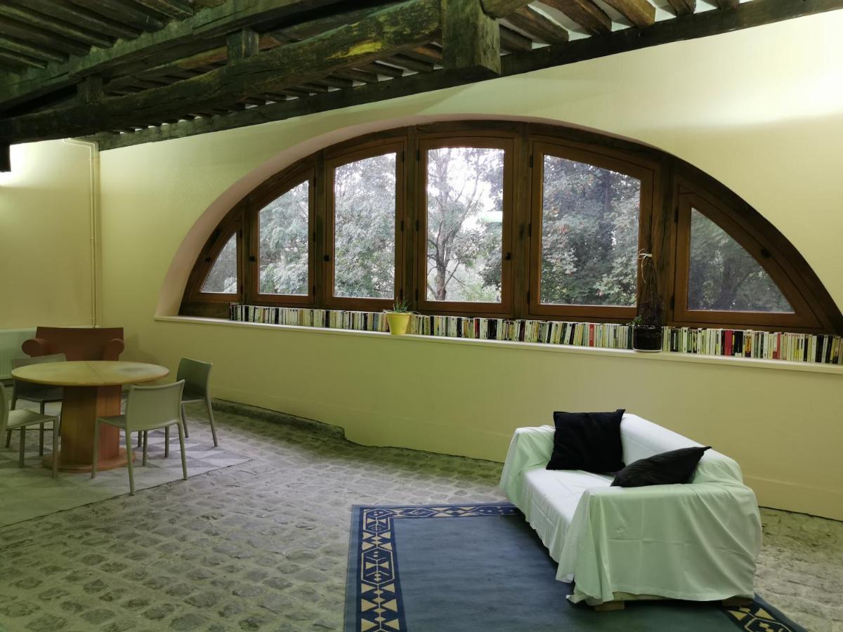 Auberge De Jeunesse Hi Руан Екстериор снимка